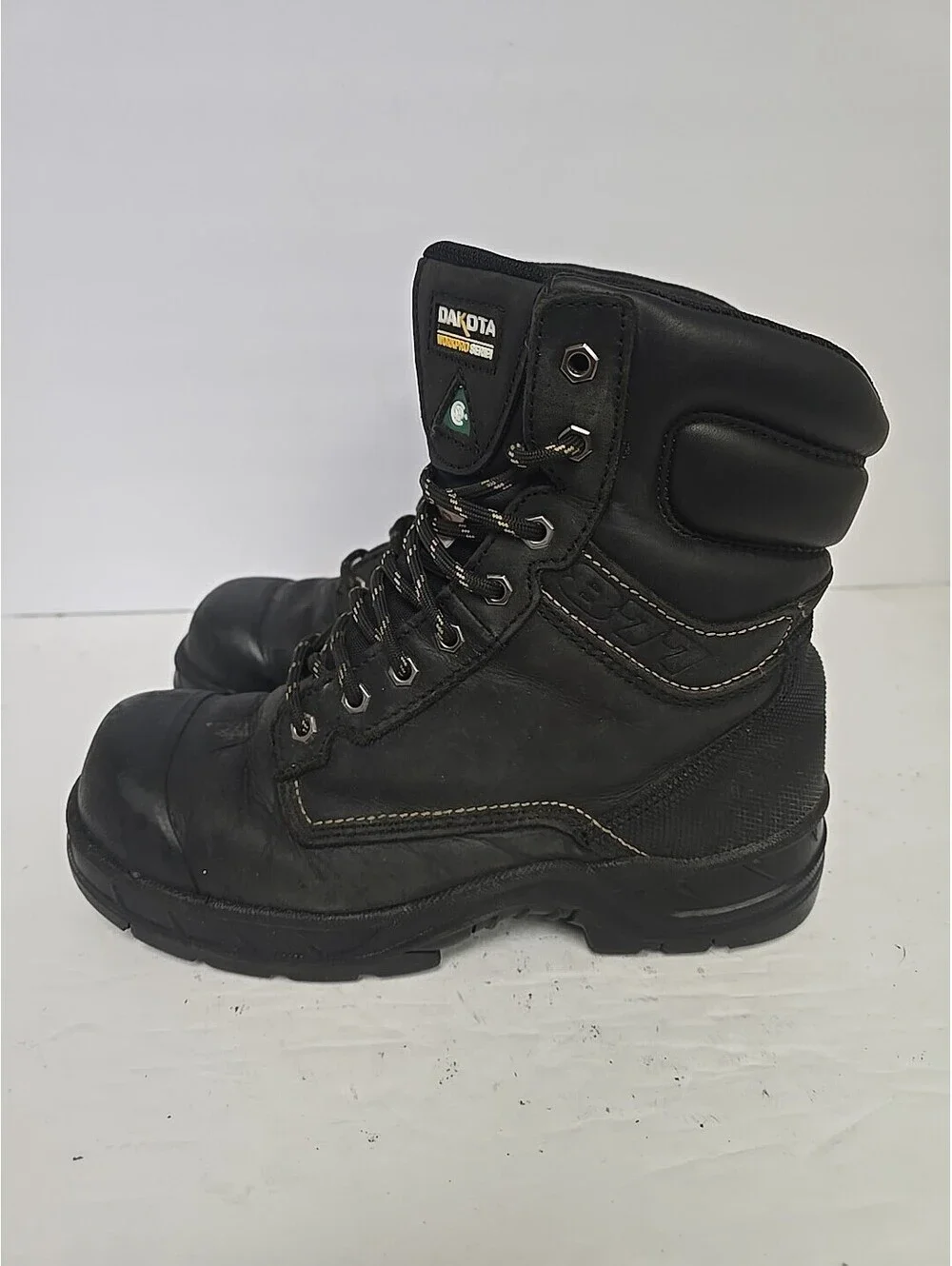 Dakota used boots